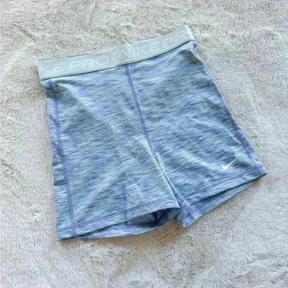 Women’s Nike Shorts size S - Picture 1 of 4